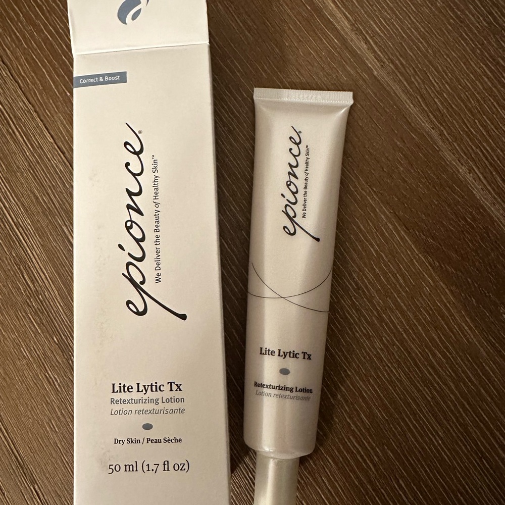 NEW never used or opened - Epionce Lite Lytic Tx